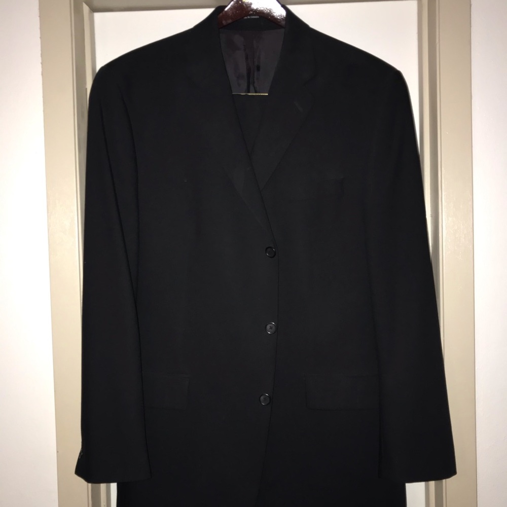 Men’s Calvin Klein Suit 44L and 34x32 pants